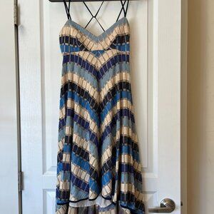 Milly Dress Size 0 EUC Excellent Used Condition Blue and Tan Crochet High Low